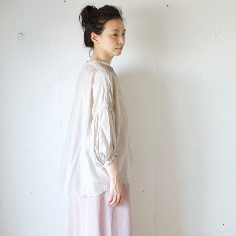 suzuki takayuki(スズキタカユキ) puff-sleeve blouse シルク suzuki takayuki(スズキタカユキ) puff-sleeve blouse シルク