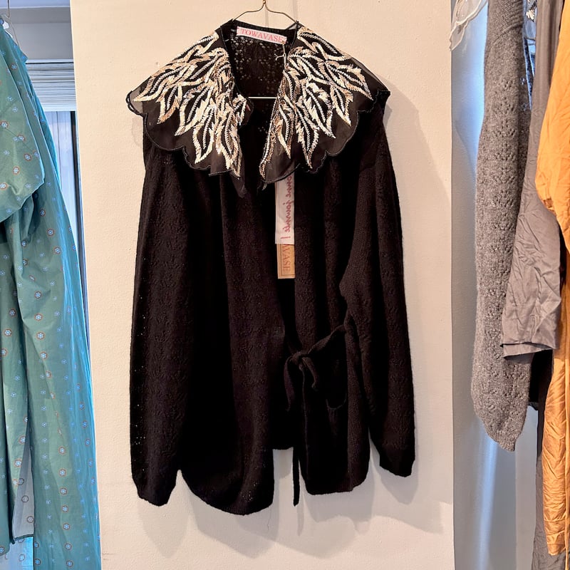 TOWAVASE(トワヴァーズ)Panier1p-cardigan/collar カシミヤ 付 TOWAVASE(トワヴァーズ)Panier1p-cardigan/collar カシミヤ 付
