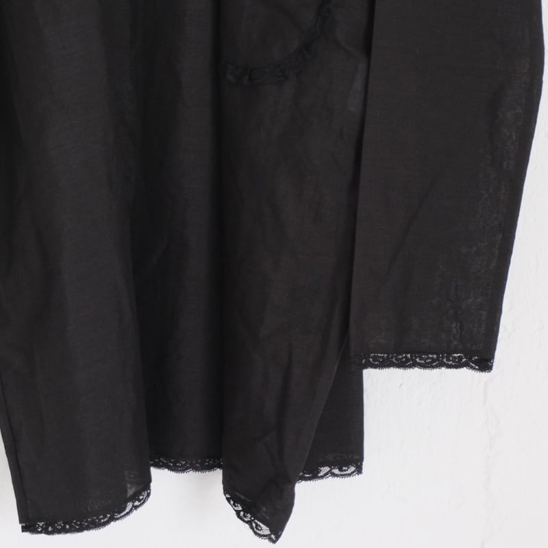 TOWAVASE(トワヴァーズ)Leavers blouse コットンリネン TOWAVASE(トワヴァーズ)Leavers blouse コットンリネン