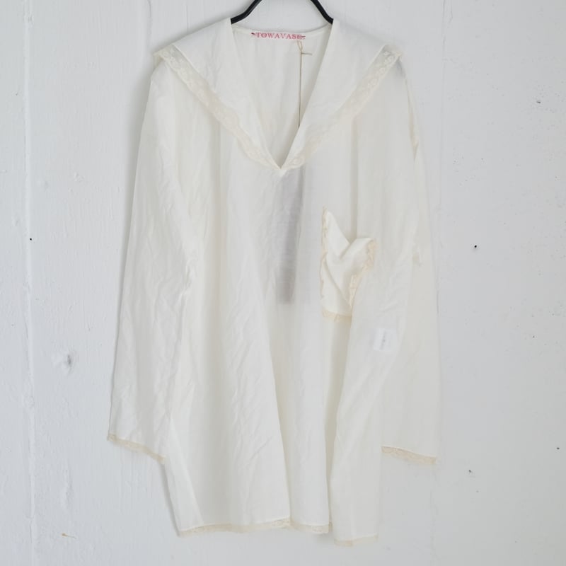 TOWAVASE(トワヴァーズ)Leavers blouse コットンリネン TOWAVASE(トワヴァーズ)Leavers blouse コットンリネン