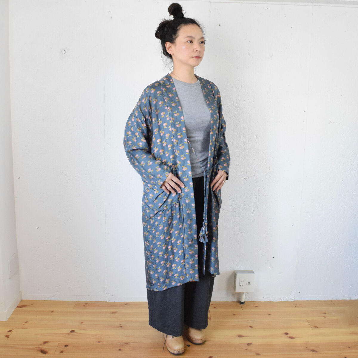 TOWAVASE(トワヴァーズ)Louis Robe 更紗プリントシルク ローブ TOWAVASE(トワヴァーズ)Louis Robe 更紗プリントシルク ローブ