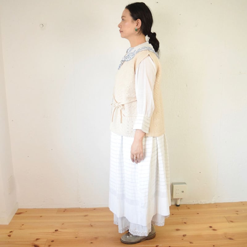 Towavase panier ニット ベスト TOWAVASE(トワヴァーズ)Panier Towavase panier ニット ベスト TOWAVASE(トワヴァーズ)Panier