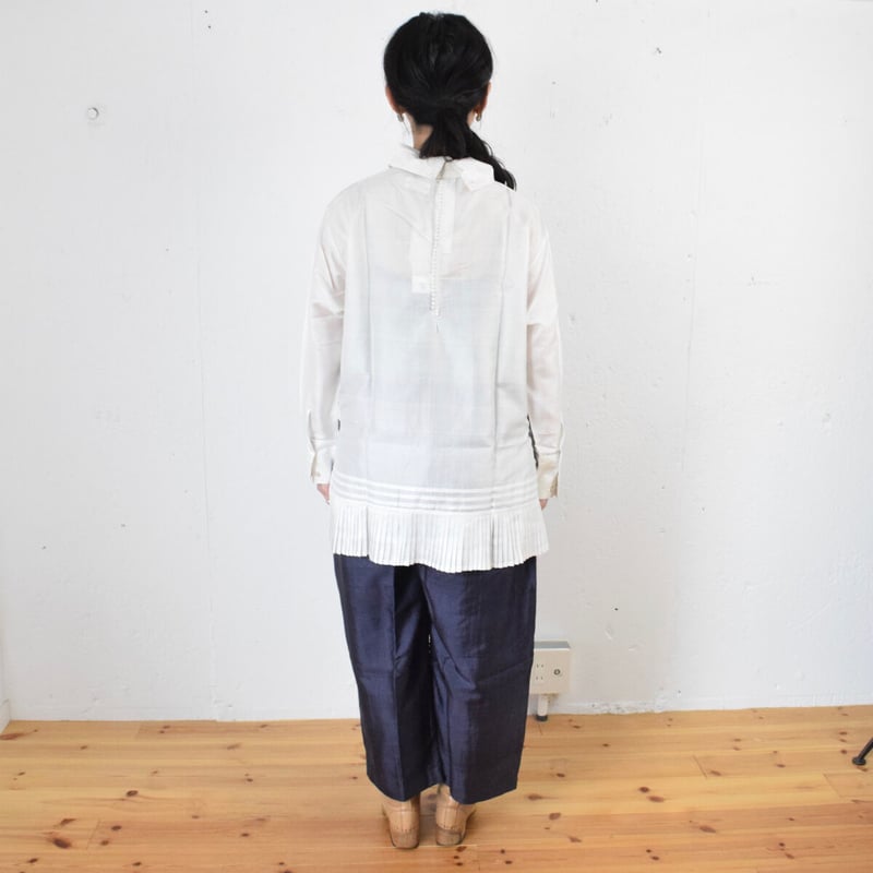 BUNON(ブノン) Wide Neck Tuck Blouse | Le Nid de Lili