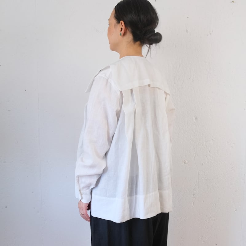 TOWAVASE(トワヴァーズ)Applique-blouse アップリケ刺繍 TOWAVASE(トワヴァーズ)Applique-blouse アップリケ刺繍