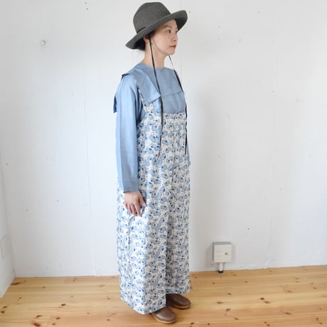 BUNON(ブノン)  Embroidery Overalls / white×blue