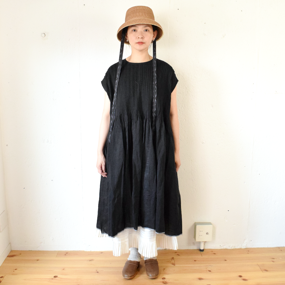 は*と様 【美品】 メゾンドソイル シャツワンピース リネン混 ピンタック パフ ✨美品✨メゾンドソイル シャツワンピース リネン混 ピンタック