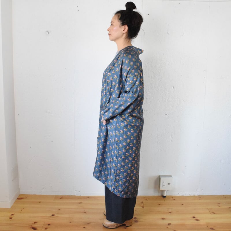 TOWAVASE(トワヴァーズ）Volant silk robeシルク ローブ/black(ブ