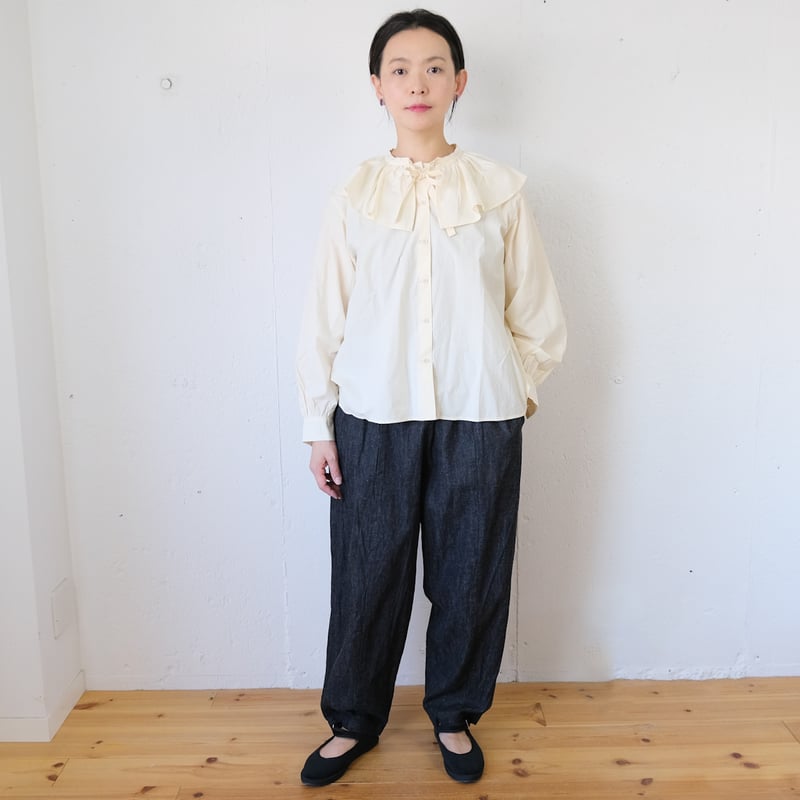 ROBE de PEAU(ローブデポー) ラッフルカラーブラウス | Le Nid ROBE de PEAU(ローブデポー) ラッフルカラーブラウス | Le Nid