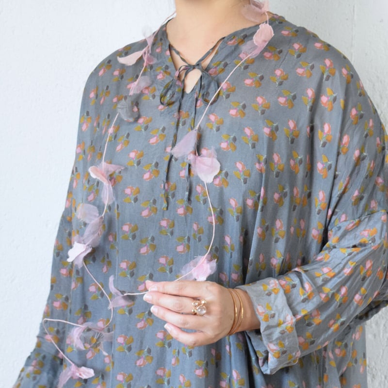TOWAVASE(トワヴァーズ）Louis Dress | Le Nid de Lili