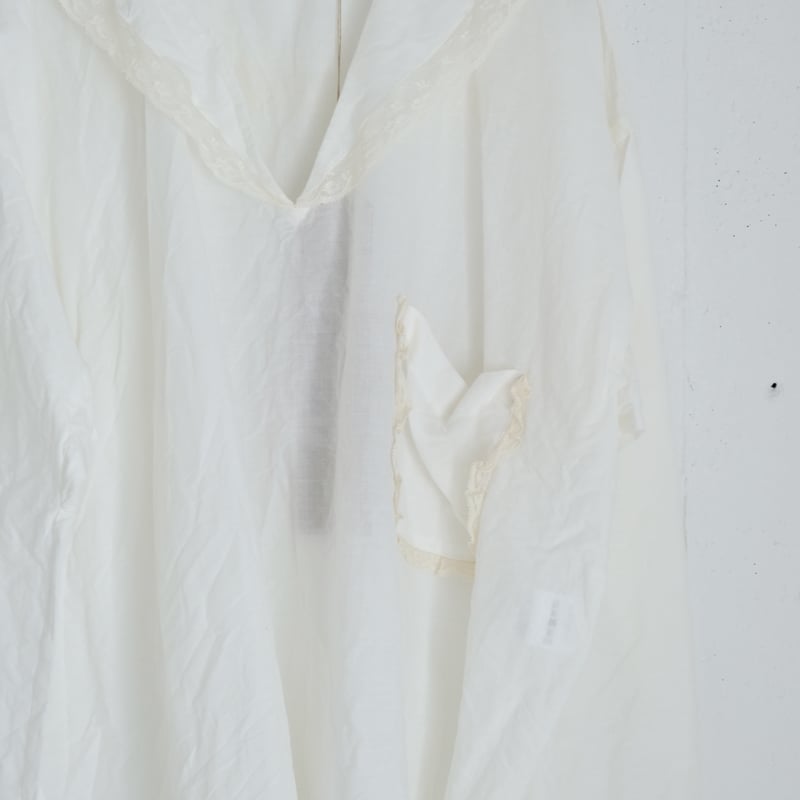 TOWAVASE(トワヴァーズ)Leavers blouse コットンリネン TOWAVASE(トワヴァーズ)Leavers blouse コットンリネン