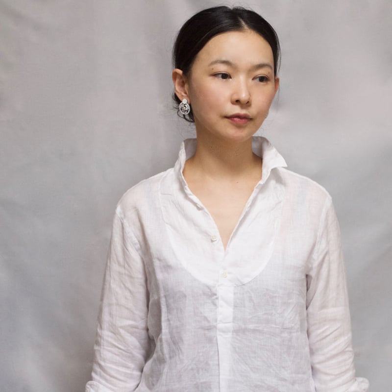 ②ガーデンオブパラダイス イタリア製生地 カンクリーニリネンスタンドカラーシャツ