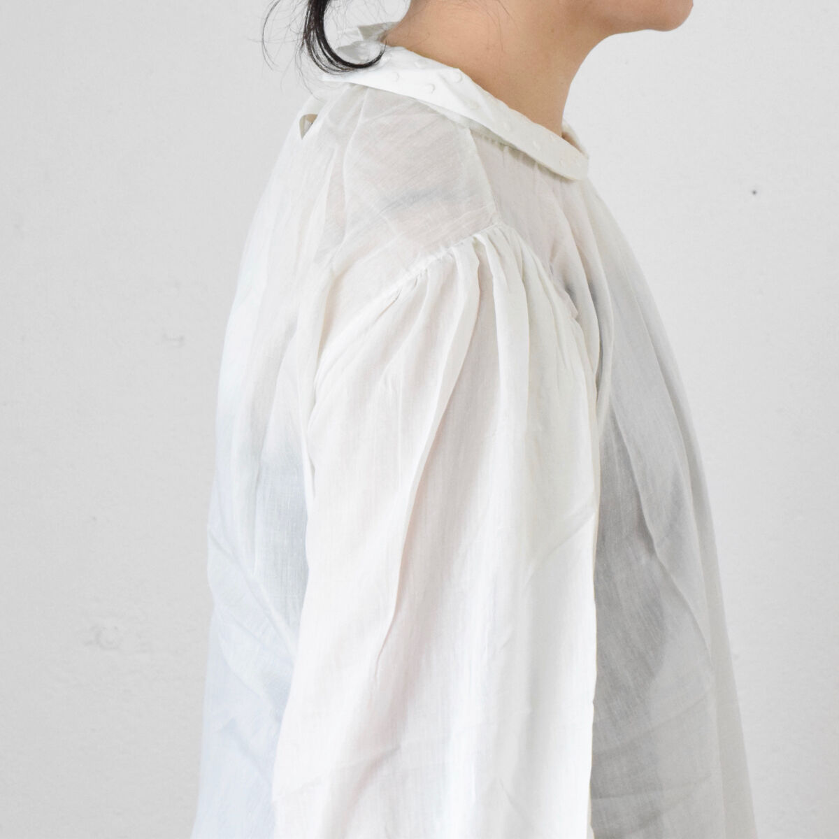 BUNON(ブノン) Embroidery Collar Tuck Dress シルクコットンカディ 刺繍衿タックドレス