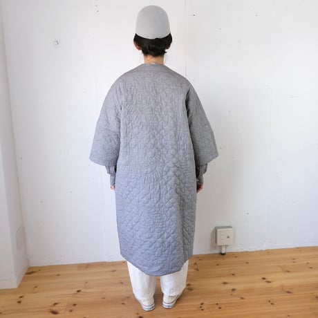 TOWAVASE(トワヴァーズ）Khadi Cotton Quilted Robe