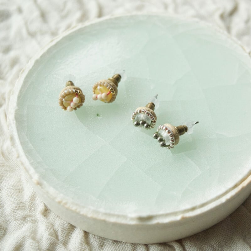 tamas（タマス）イヤリング＆ピアス「Fellini/TypeC/ Yellow」 | Le 