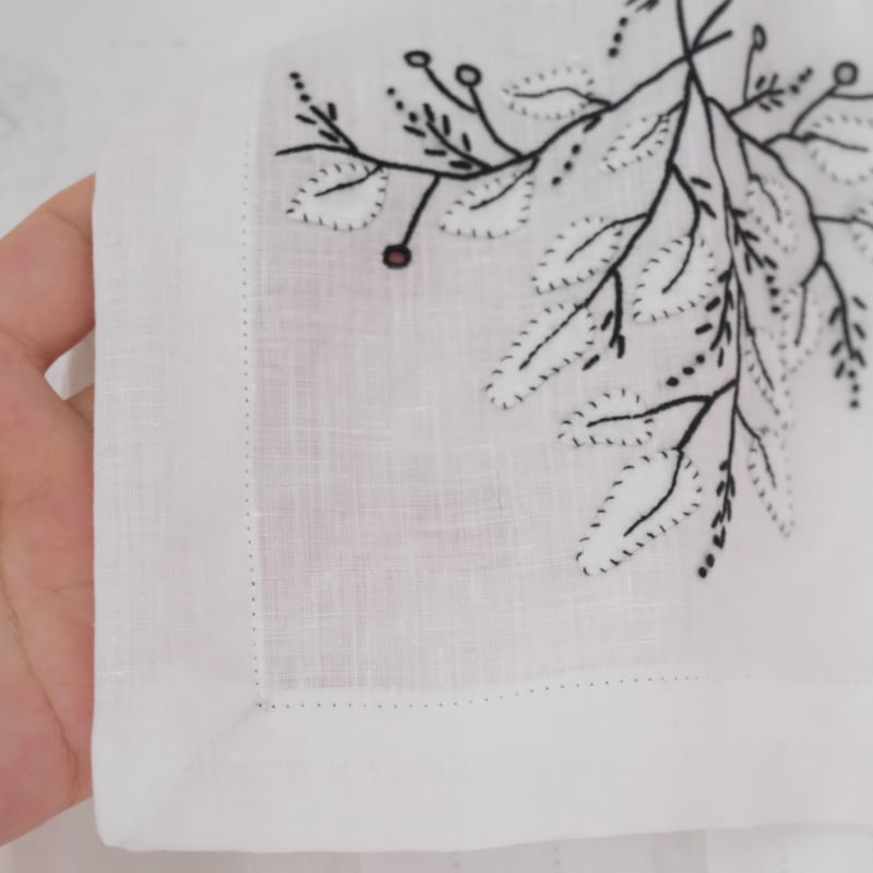 TOWAVASE(トワヴァーズ)Applique-blouseアップリケ刺繍ブラウス TOWAVASE(トワヴァーズ)Applique-blouseアップリケ刺繍ブラウス