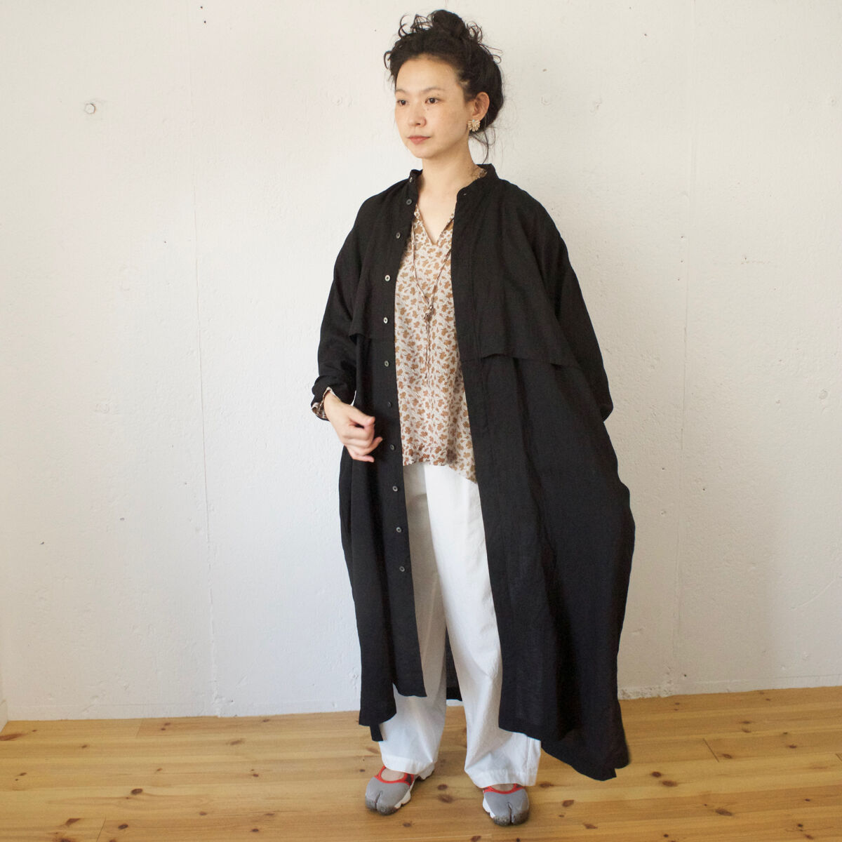 suzuki takayuki (スズキタカユキ) shirt coat リネンシャツコート / ブラック