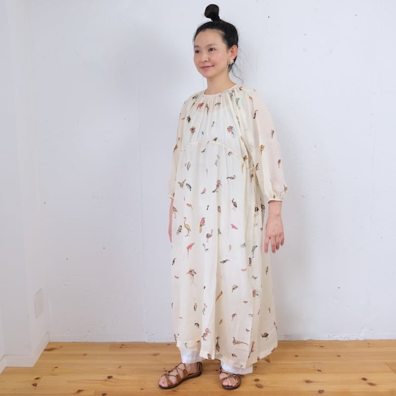 BUNON(ブノン) Birds Back Button Dress 鳥柄プリント シルクコッ BUNON(ブノン) Birds Back Button Dress 鳥柄プリント シルクコッ