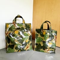 『TEMBEA／Paper Tote Leaf Camo PVC』