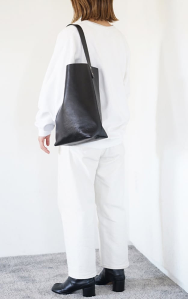 TEMBEA／DELIVERY TOTE SMALL SHRINK LEATHER ，BAG