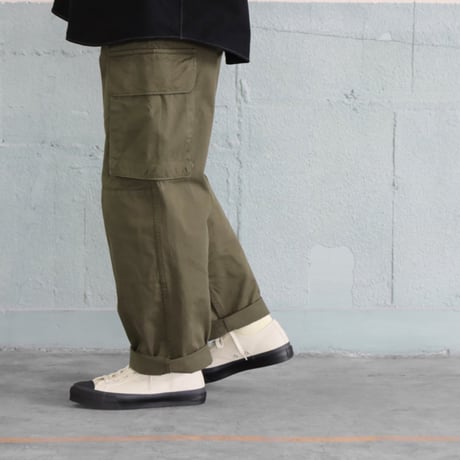 『moonstar／LOWTRAINER】