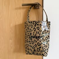 『TEMBEA／BAGUETTE TOTE MINI LEOPARD』