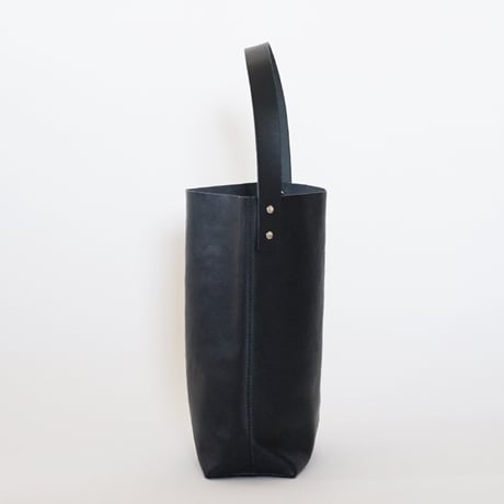 『TEMBEA／DELIVERY TOTE SMALL SHRINK LEATHER ，BAGUETTE TOTE SHRINK LEATHER』