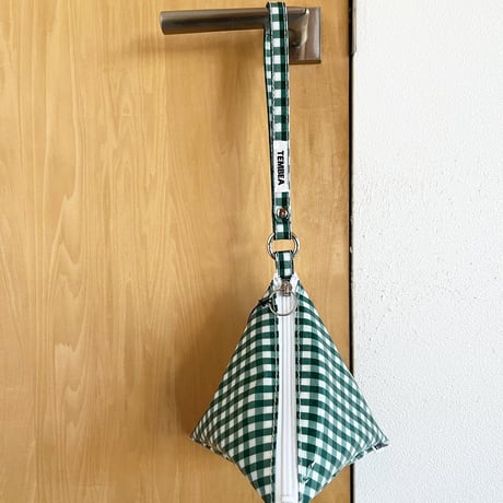 『TEMBEA／TRI POUCH』