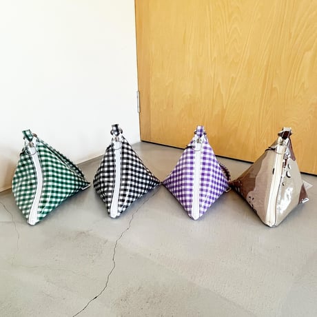 『TEMBEA／TRI POUCH』