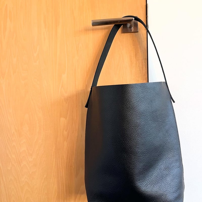 TEMBEA／DELIVERY TOTE SMALL SHRINK LEATHER ，BAG