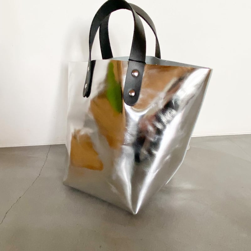 TEMBEA／DELIVERY TOTE SMALL MIRROR LEATHER』 | S