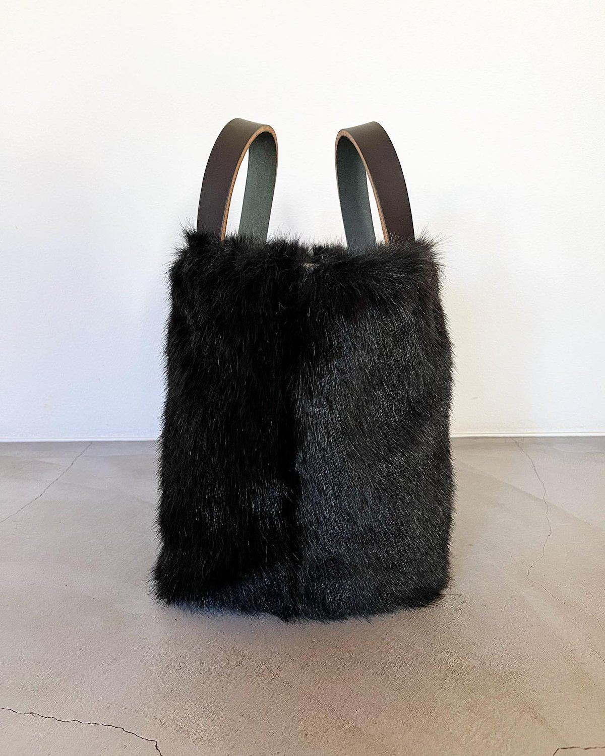 TEMBEA／DELIVERY TOTE “FUR” SMALL』 | SALVE