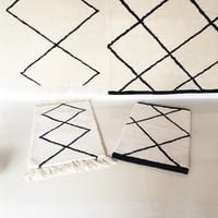 『HANDTUFTED WOOL CARPET／MORACCAN』140×200 cm