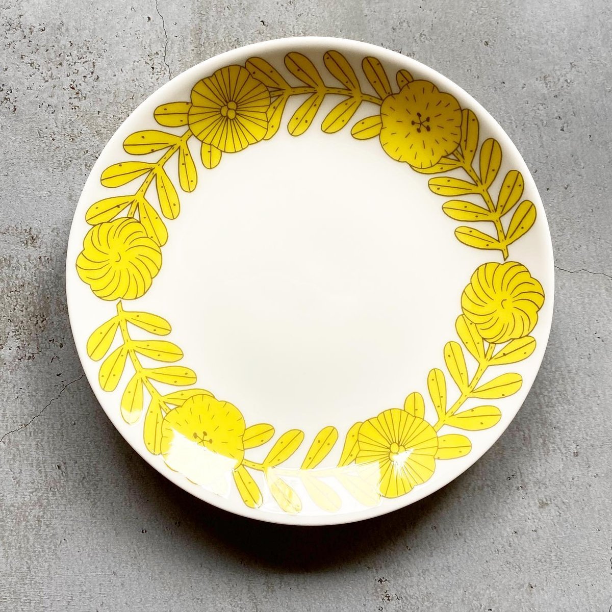 GUSTAVSBERG × 鹿児島 睦 “april” Plate 18cm』 | SALVE