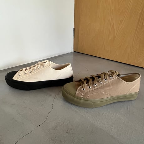 『moonstar／LOWTRAINER】