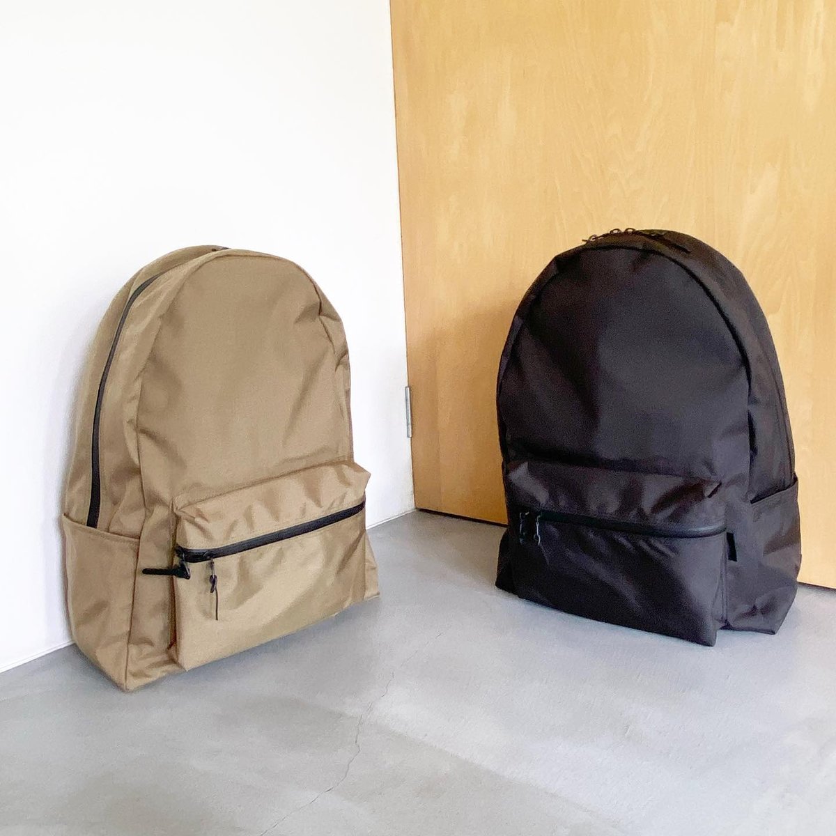 STANDARD SUPPLY／MATTE COMMUTE DAYPACK 』 | SALVE