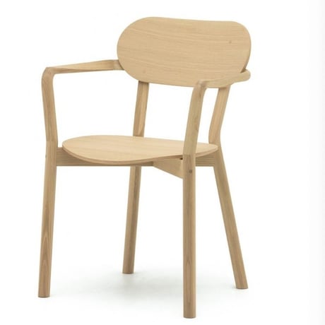 『Castor Armchair Plus／KARIMOKU NEW STANDARD』