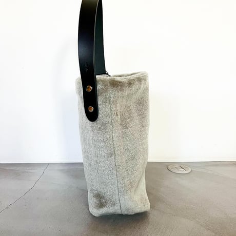 『TEMBEA／BAGUETTE TOTE MINI ECO FUR』