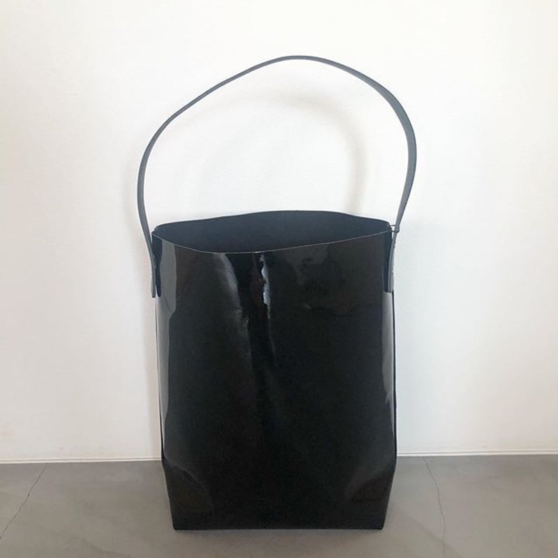 TEMBEA／BAGUETTE TOTE ENAMEL LEATHER』 | SALVE