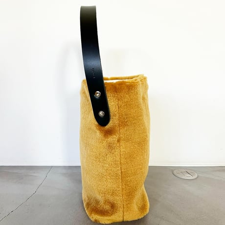 『TEMBEA／BAGUETTE TOTE MINI ECO FUR』