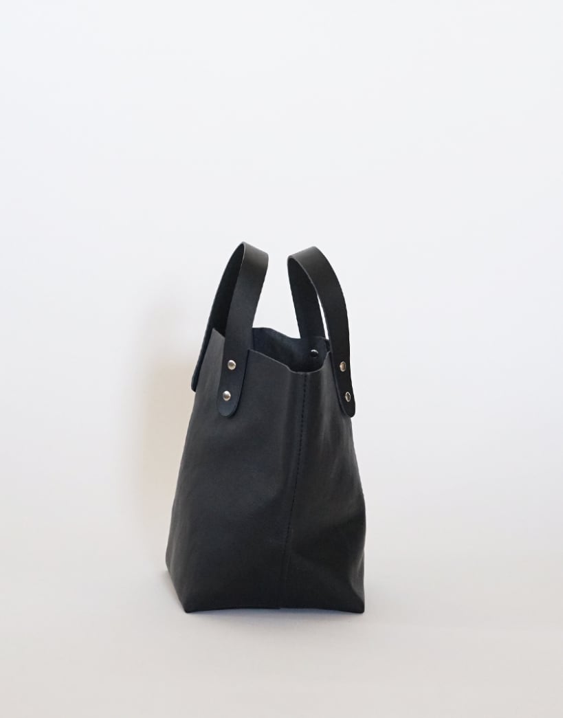 TEMBEA 美品Tote Small Shrink Leather TEMBEA／DELIVERY TOTE SMALL SHRINK LEATHER ，BAG