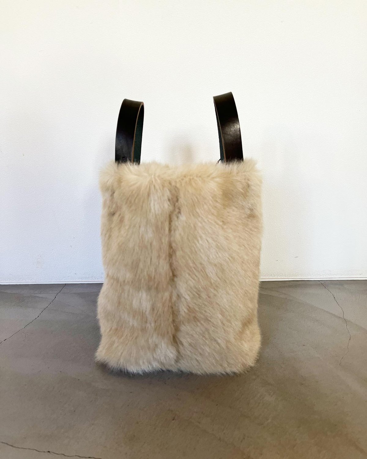 TEMBEA／DELIVERY TOTE “FUR” SMALL』 | SALVE