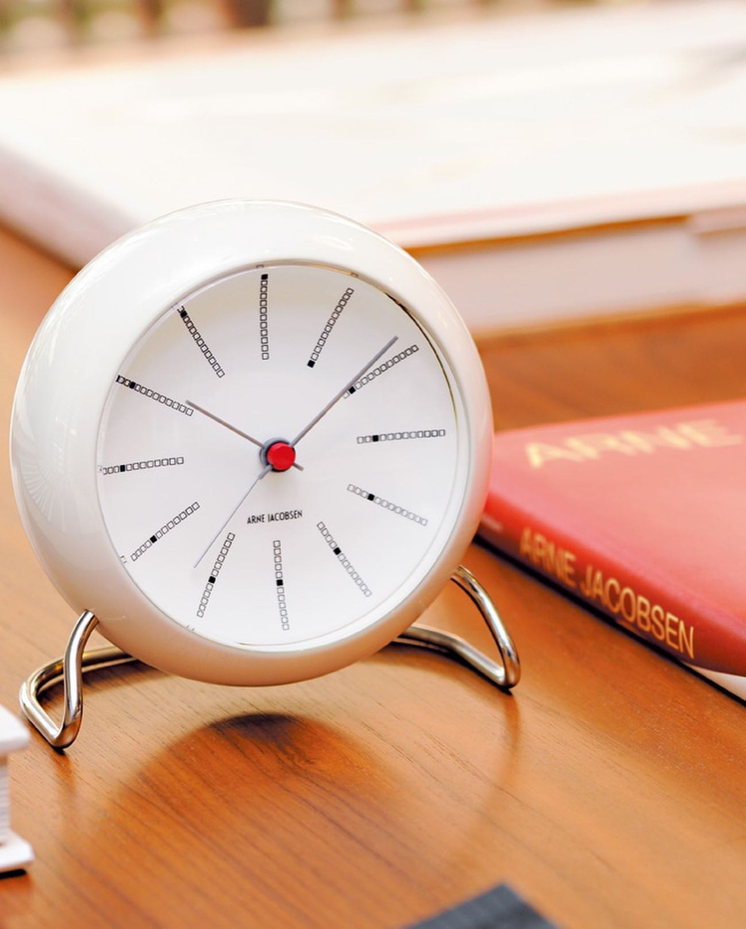 アルネ・ヤコブセン／テーブルクロック』 | SALVE