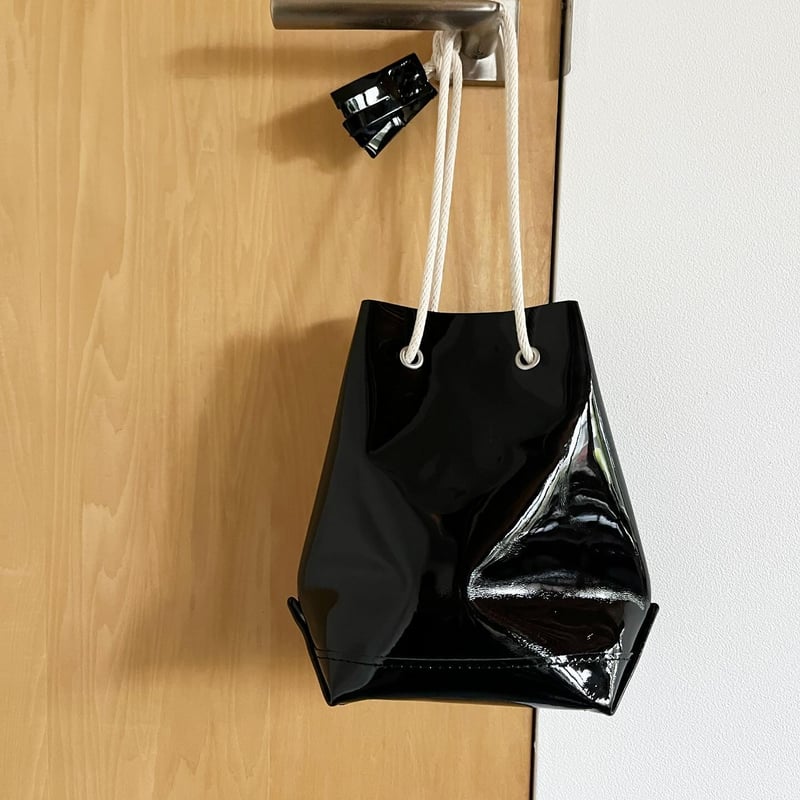 【TEMBEA / テンベア】レショップ別注 GAME POUCH 黒 TEMBEA / テンベア】レショップ別注 GAME POUCH 黒