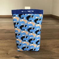 ❝くるくるボーダー❞撥水消臭マナーポーチ （シロクロ＆レッド） （青）