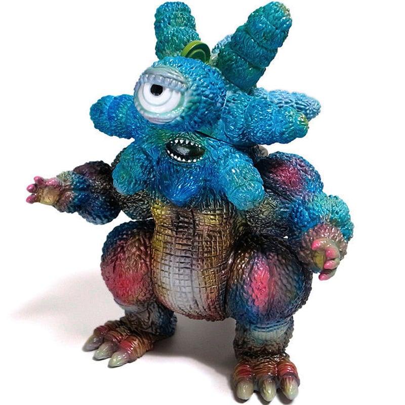 D.R.F. ガムラ (Gumlla) 第一回創作ソフビ決起集会 gumtaro彩色版 | g