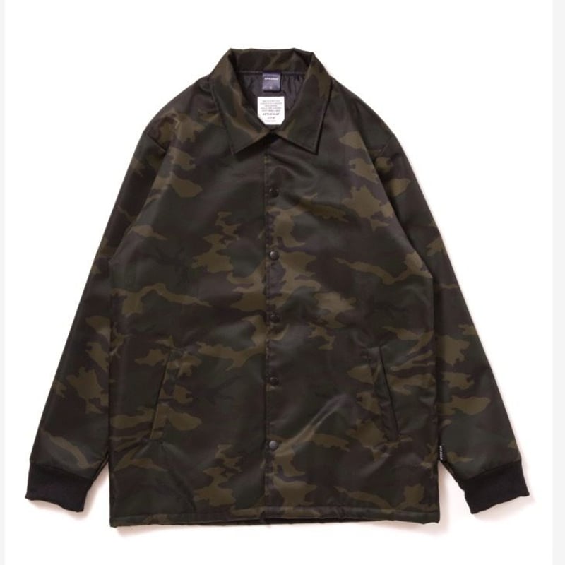 APPLEBUM】Camo Nylon Coach Jacket | bubblegum