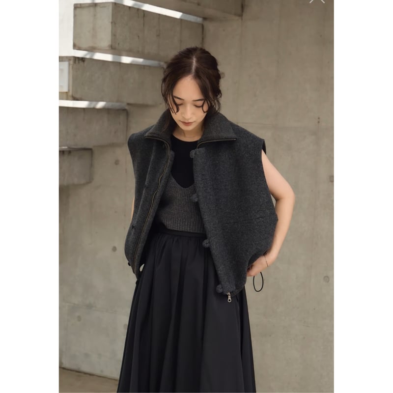 Hella】WOOL HIGHNECK VEST | selectshop kusukusu