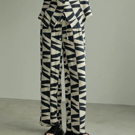 【ànuke】Geometric Satin Pants