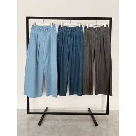 【Boutique Ordinary】Two-Tuck Wide Baggy Denim Pants