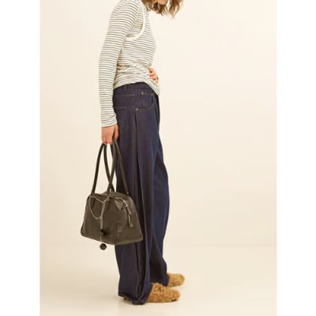 【YENN】SIDE PLEATED DENIM